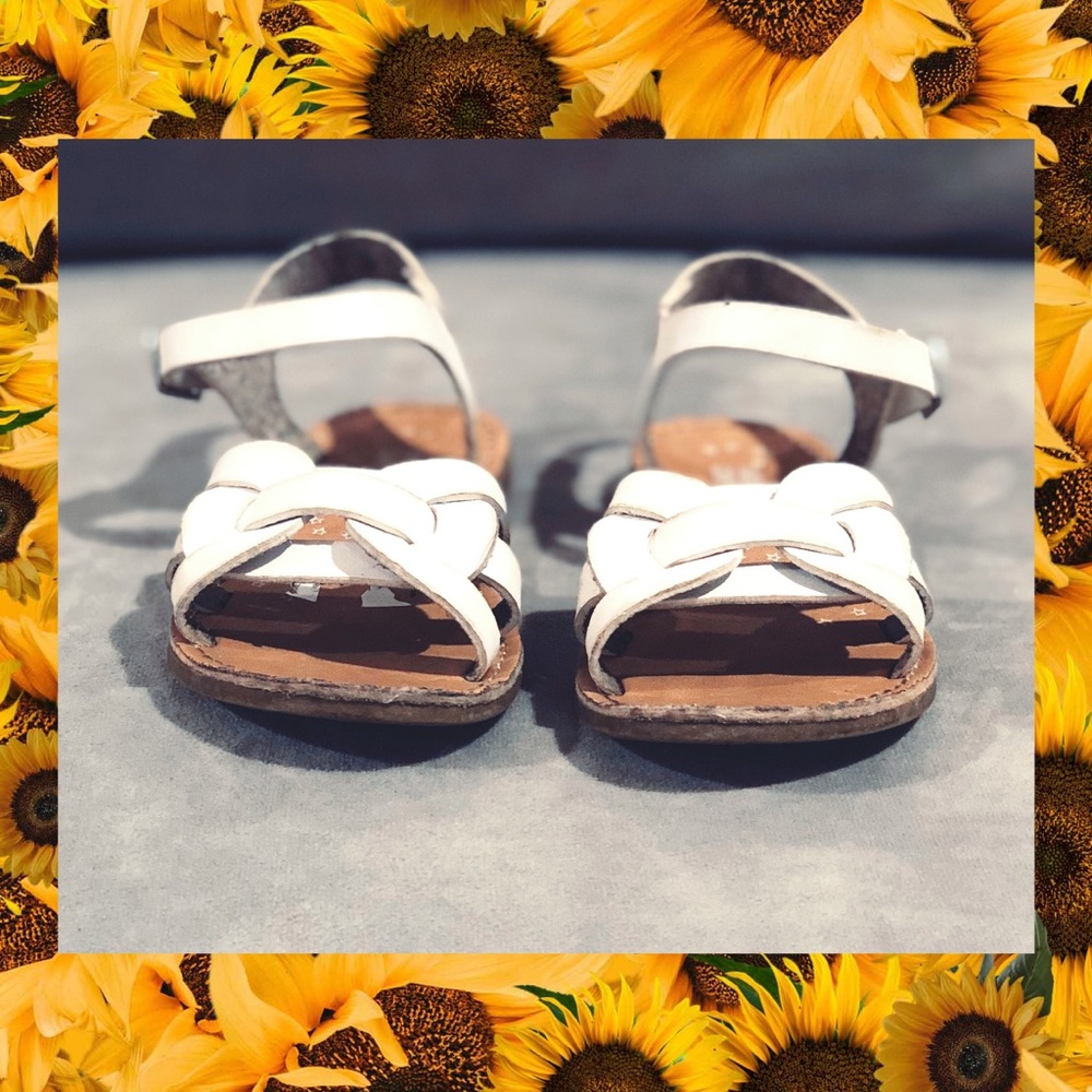 HARPER CANYON White Leather Sandals